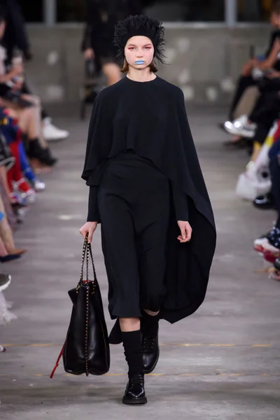 Look 68